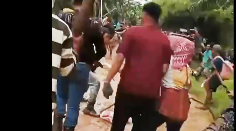 Warga Panen Sawit PT UTS Tanpa Izin, Bentrok pun Pecah 7 Orang Luka-luka